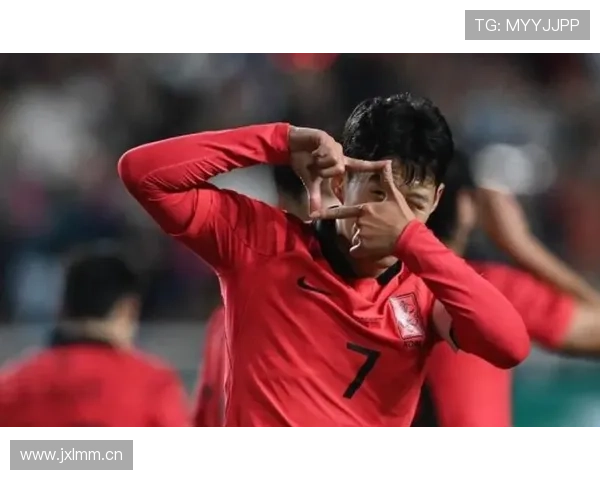 孙兴慜标志性“拍照”庆祝动作引关注