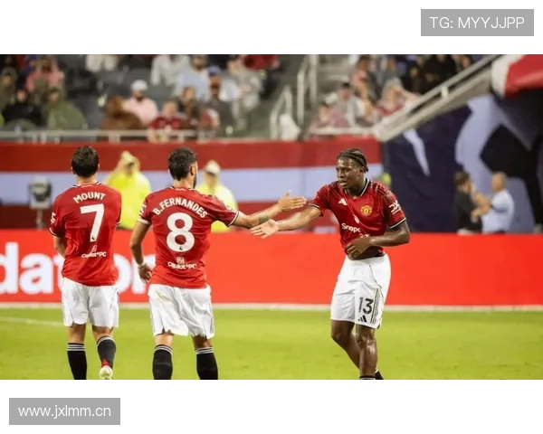 曼联的防守漏洞,源于整体结构而非个人失误